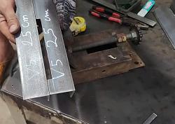Homemade multifunctional angle grinder-3.jpg