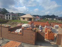The house next door...or how to NOT build a house-2019-09-05_walls-2.jpeg
