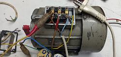 HOW TO CONNECT  A 3 PHASE MOTOR  TO A SINGLE  PHASE-f0.jpg