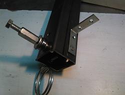 HOW   TO   INSTALL   RIVET NUTS  WITHOUT THE  SPECIAL  TOOL.-f5.jpg