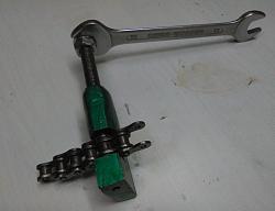 HOW  TO  MAKE   A  CHAIN   BREAKER     FOR    MOTORCYCLES-1.jpg