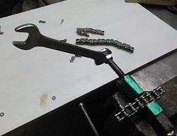 HOW  TO  MAKE   A  CHAIN   BREAKER     FOR    MOTORCYCLES-4.jpg