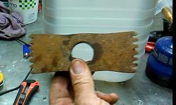 HOW    TO  REMOVE  RUST    WITH   ELECTROLYSIS.-f11.jpg