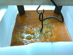HOW    TO  REMOVE  RUST    WITH   ELECTROLYSIS.-f14.jpg