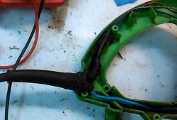 HOW  TO  REPAIR  YOUR  HEDGE   TRIMMER-6.jpg