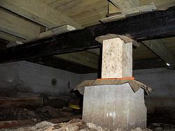 I am engaged in repair of a small old country house.-dacha-05.jpg
