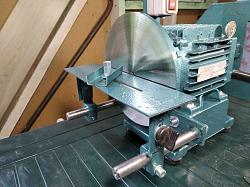I like to do bench grinders-bench-grinder-1100-wat-_-017.jpg