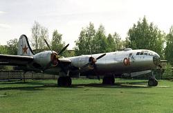 Ilyushin Il-102 ground attack aircraft - GIF-tu4.jpg