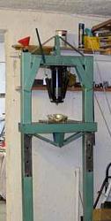 Inverting an hydraulic jack for a workshop press.-bracing.jpg