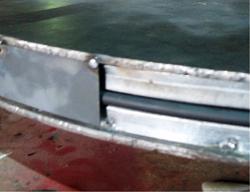 Jib crane bearing races-weather-tight-seal.jpg