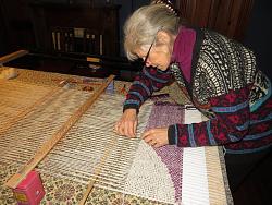 Large 5ft tall x 5ft wide Weaving Loom-img_6679.jpg