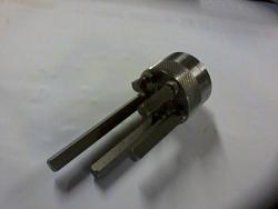 Lathe 5 position multi stop and bed stop-photo0016.jpg.opt640x480o0-0s640x480.jpg