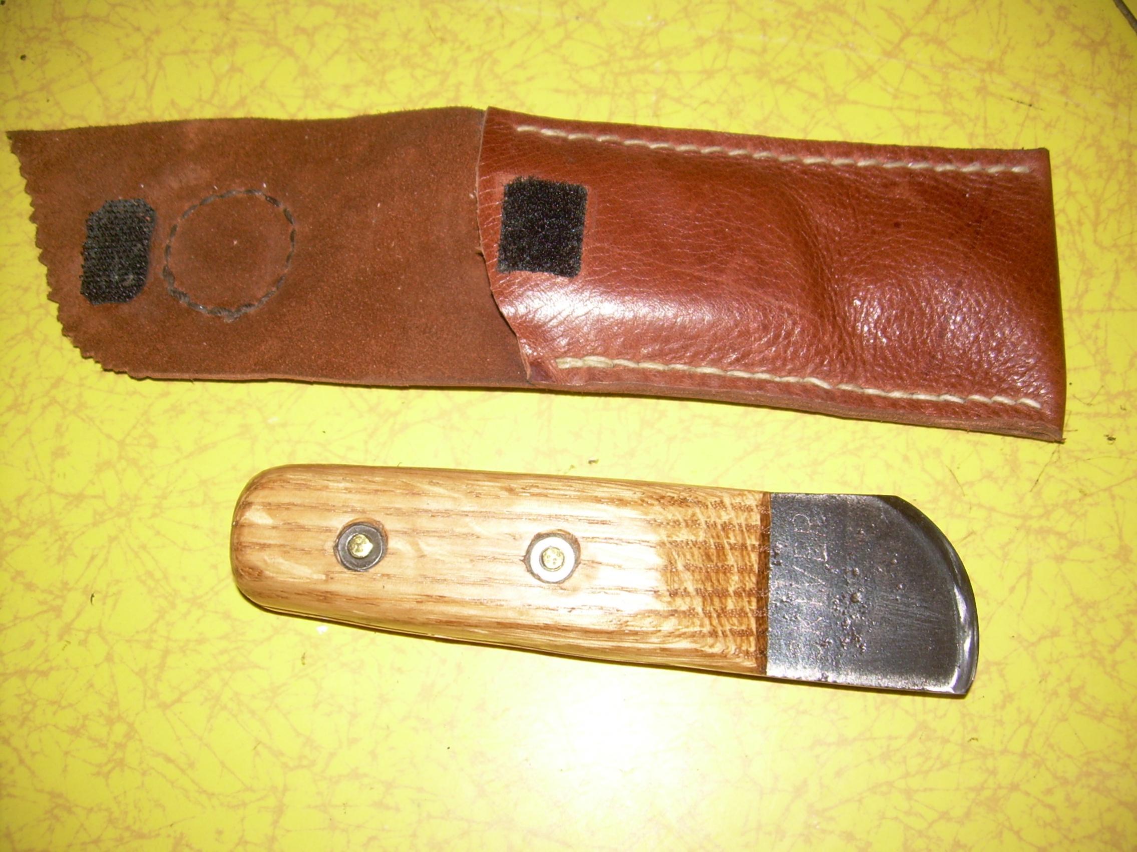 Leather skiving knife with sheath and knuckle knife with new