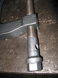Made a heavy G clamp-4.-screw-bottom-hole-handle-img_0607.jpg