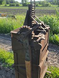 Manual hay baler - GIF-compactor-back-top.jpg
