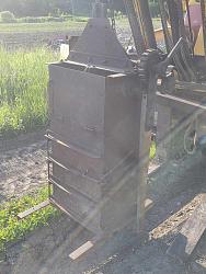 Manual hay baler - GIF-compactor-left-front.jpg