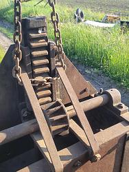 Manual hay baler - GIF-compactor-rack.jpg