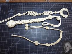 Marlinspike-knots.jpg