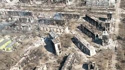 Massive car bomb explosion in abandoned city block - GIF-1200x675_cmsv2_397f7b7a-9414-50f4-9d51-b8c48ece93a7-6564582.jpg