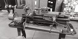 Mezzaluna/pizza cutter-logan-collet-turret-leadscrew-thrd-spindle.jpg