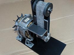 MINI BELT SANDER!-002.jpg