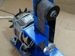 MINI BELT SANDER!-07.jpg