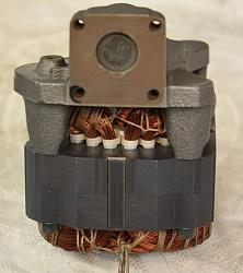 More on fridge motors/compressors.-fridgemotor02.jpg
