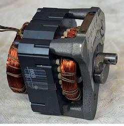 More on fridge motors/compressors.-fridgemotor06.jpg