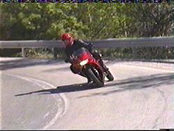 Motorcycle with double front wheels - photos-calleja11.jpg