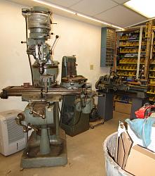 My first Bridgeport - a Series-1! - and an equally vintage 9x24 South Bend lathe!-img_0584.jpg