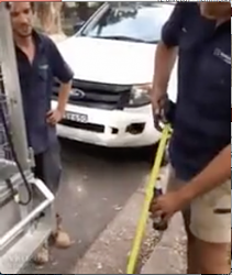 Opening beer with a tape measure - GIF-beer-01.png