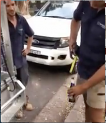 Opening beer with a tape measure - GIF-beer-05.png