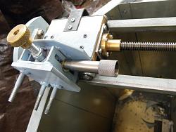 Plasma circle cutter---------torch adjustment stop thumb screw-p5150021.jpg