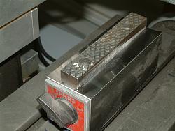 Removing the diamond pattern from 5" vise jaws.-dscf0005.jpg