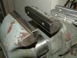 Removing the diamond pattern from 5" vise jaws.-dscf0012.jpg
