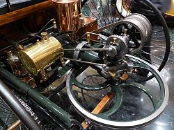 Restored 1886 Mercedes-Benz - GIF-p1000439.jpg