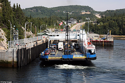 RV goes airborne and crashes into ferry - GIF-image_2022-01-26_190321.png