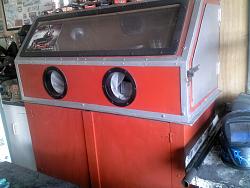 SANDBLAST CABINET-416823_2692298199677_1623180541_31883916_90805825_n.jpg