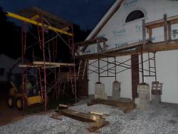 Scaffold Crane and Hoist -- For material lifting-sam_0692.jpg