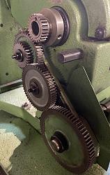 Screw cutting by hand-gear-train.jpg