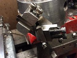 Small diameter turning tool with 360 degree travelling steady-48e3d3df-f8a2-45cc-bb3e-566be3b2e41c.jpeg