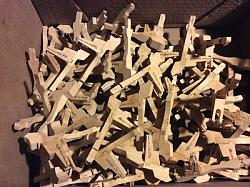 Small parts clamping fixtures-a2350cef-5cbc-480d-abb8-bc5690f5e496.jpeg
