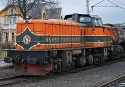 Soon April 1st - get prepared! Odd couplings on GN locos?-gn-nw5-192.jpg