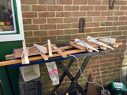 Spanish luthier�s clamping method for thin boards-img_0573.jpeg