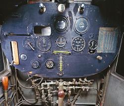 Spirit of St. Louis cockpit - photo-spirt-st-louis.jpg