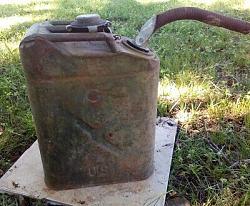 The story of the jerry can - video-s-l400-2-.jpg