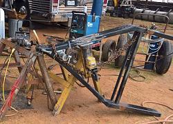 Straightening a trailer tongue using a jack and a chain-wp_20200316_13_04_38_protg.jpg