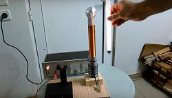 TEN    EXPERIMENTS    WITH   MAGNETS   AND   ELECTROMAGNETS-mikro.jpg