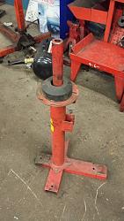 Tire spreader and rim cleaning stand.-20170116_164517.jpg