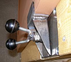 Top Hung Rolling Door Bracket-door-lock-1.jpg